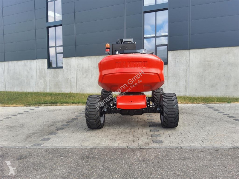 Автовышка Manitou