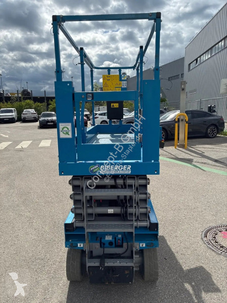 منصة تلسكوبية Genie GS 2632