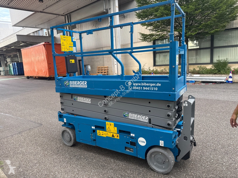 منصة تلسكوبية Genie GS 2632