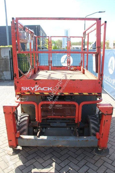 Gondola Skyjack SJ6826RT