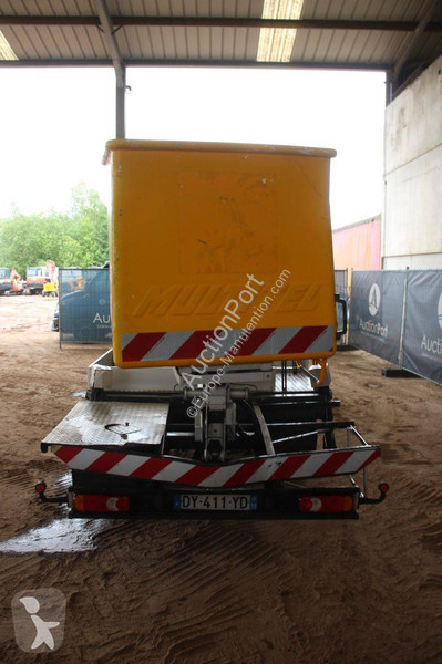 Gondola Renault 120 DXI