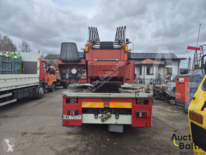 Plataforma elevadora Magirus 256