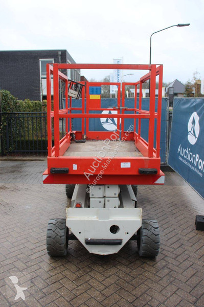 Plataforma elevadora Hollandlift MONOSTAR V-SAEL14