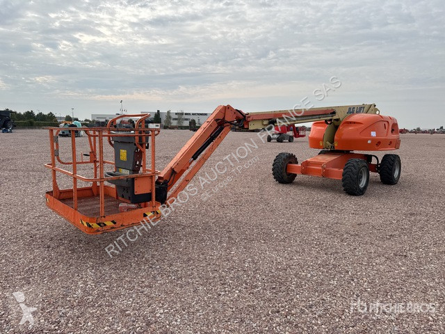 Автовишка JLG