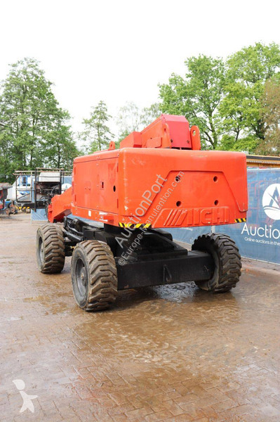 Plataforma elevadora Aichi SP18A