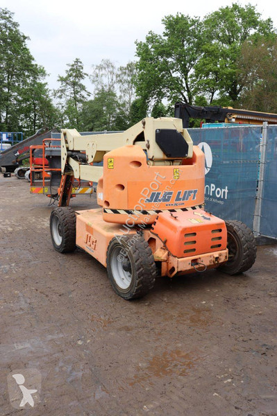 Plataforma elevadora JLG