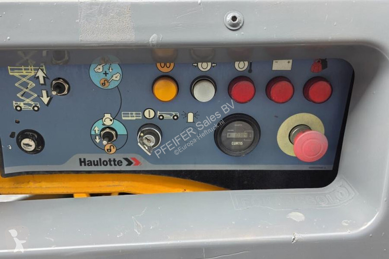 升降机 Haulotte Compact 12DX Diesel, 4x4 Drive,...