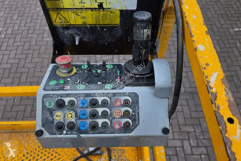 升降机 Haulotte Compact 12DX Diesel, 4x4 Drive,...