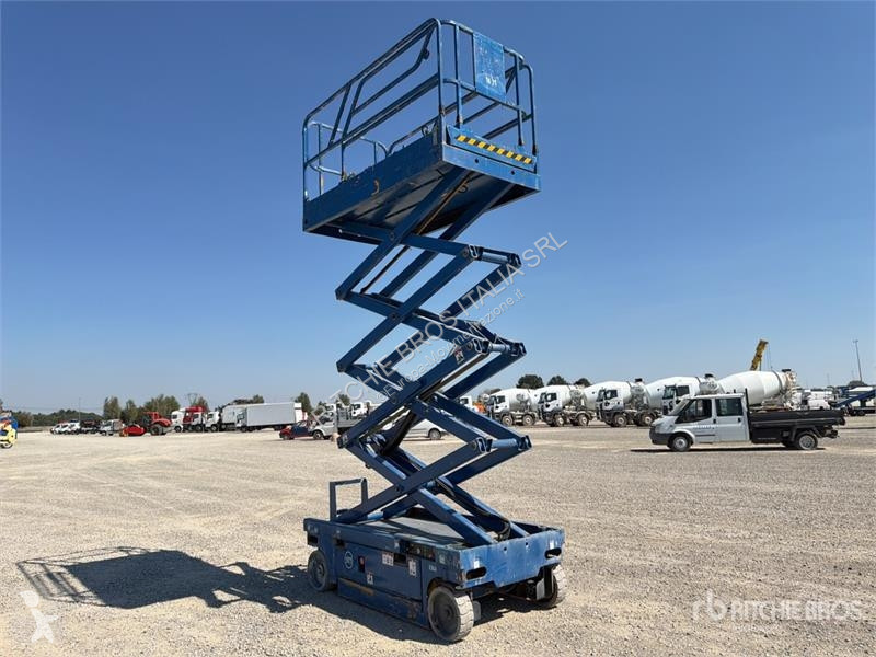 升降机 Haulotte Electric Scissor Lift