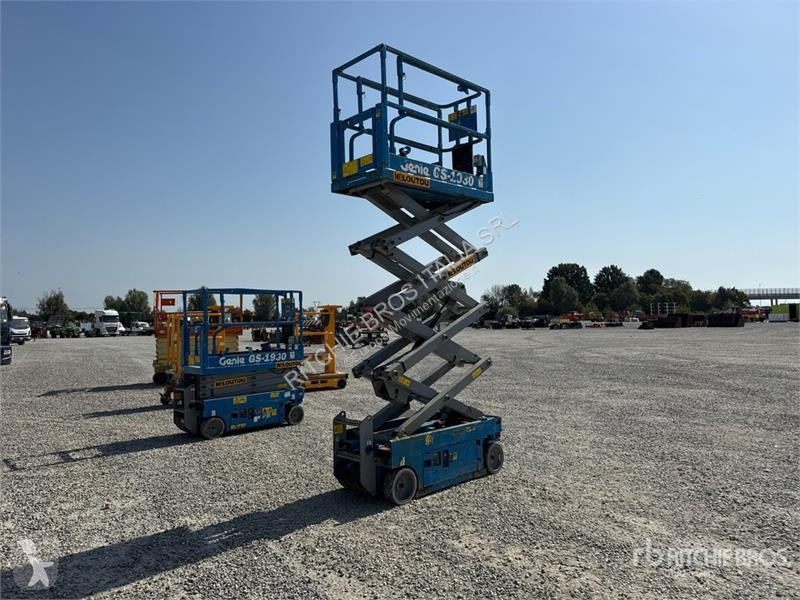Автовышка Genie Electric Scissor Lift