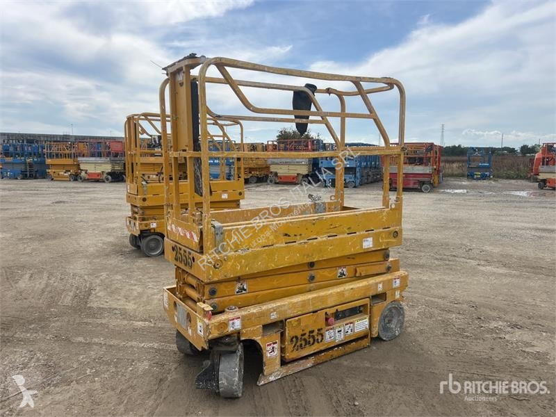 Emelőkosár Haulotte 8NT Electric Scissor Lift...