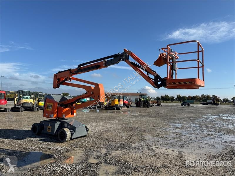 升降机 Haulotte Electric Articulating Boom Lift