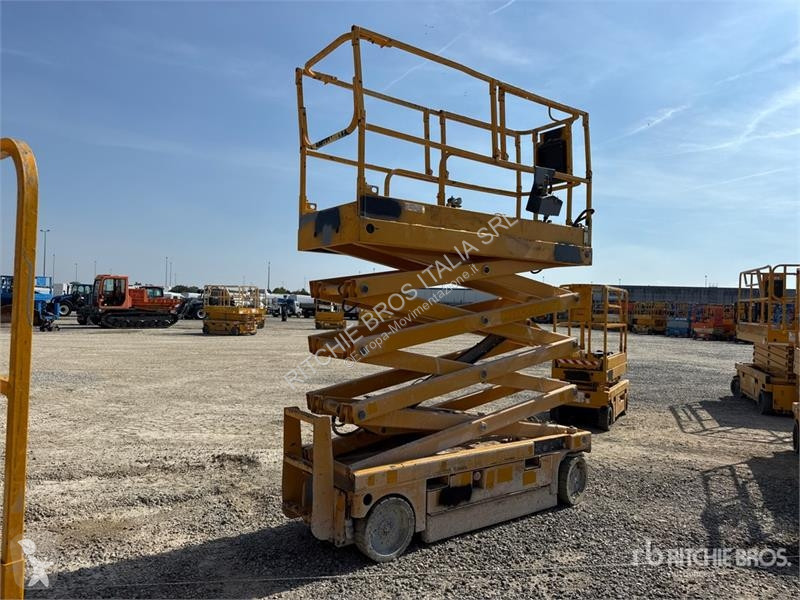 Emelőkosár Haulotte 10N Electric Scissor Lift