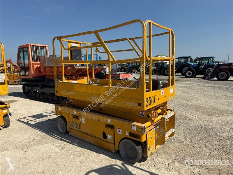 Emelőkosár Haulotte 8W Electric Scissor Lift...