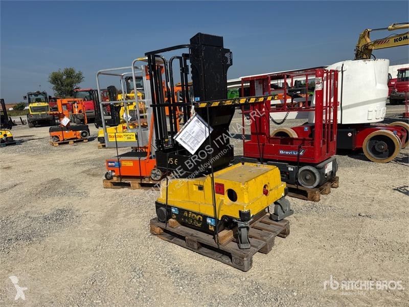 升降机 Airo V5 E Vertical Mast Lift