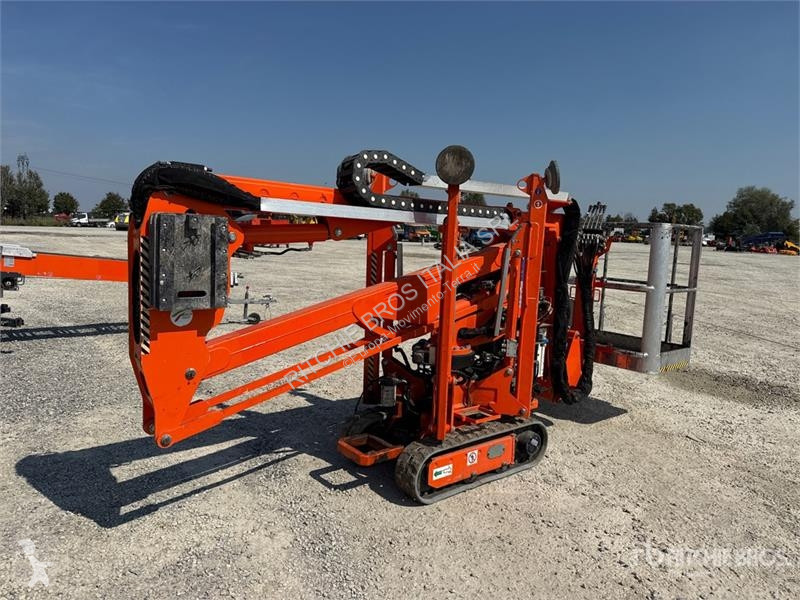 Emelőkosár  R130 Crawler Articulating Boom Lift...