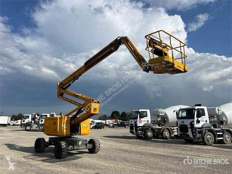 Plataforma elevadora Haulotte HA20RTJ Diesel...
