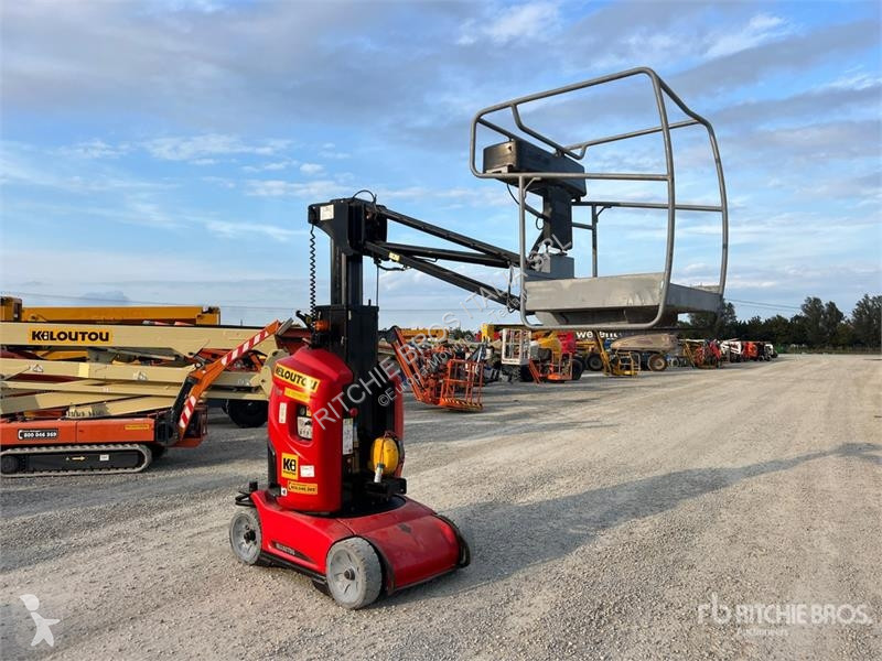 Plataforma elevadora Manitou Vertical Mast Lift
