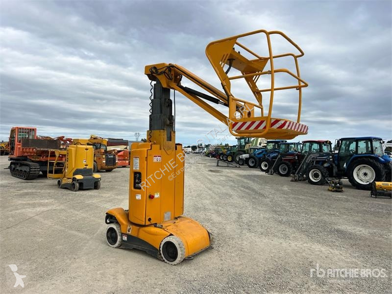 Plataforma elevadora Haulotte Vertical Mast Lift