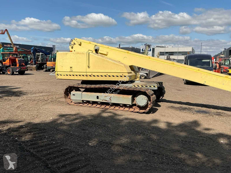 Plataforma elevadora Aichi SR210