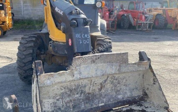Incarcator  chargeuse a tourelle articulee diesel