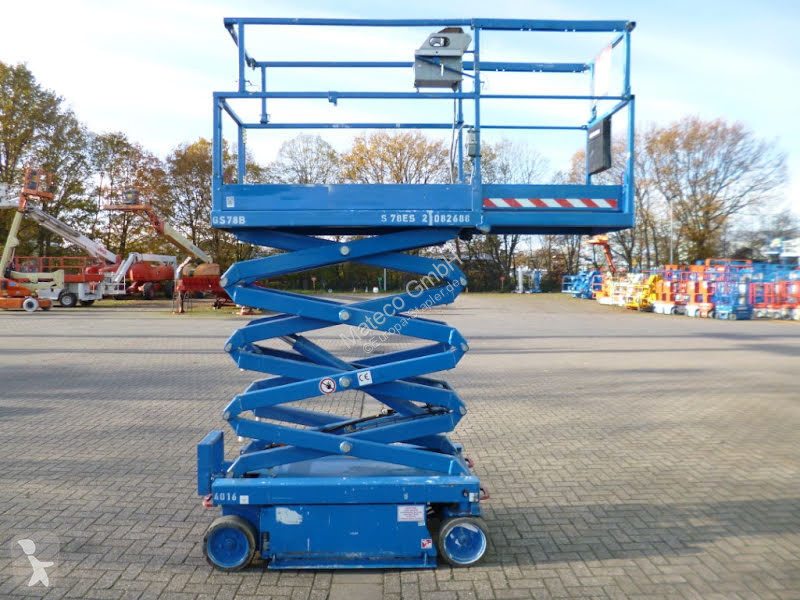 منصة تلسكوبية Skyjack SJIII 3219