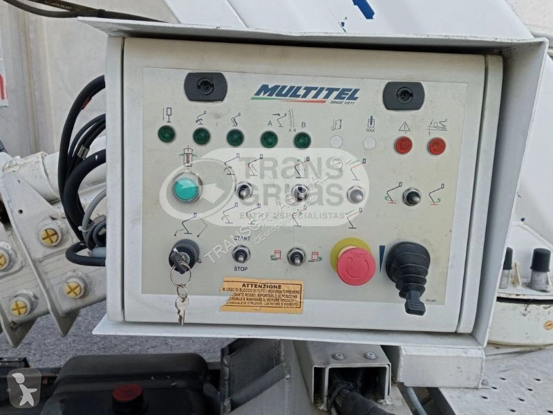 Furgoneta Nissan MX 250