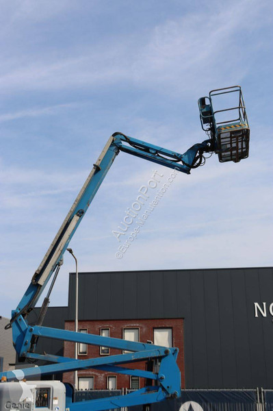 Nacela Genie Z60/34