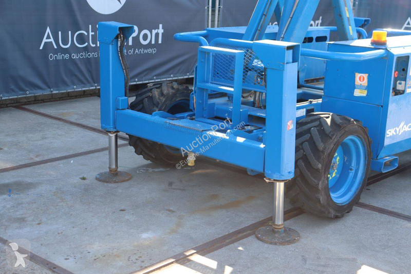 Gondola Skyjack SJ6826RT