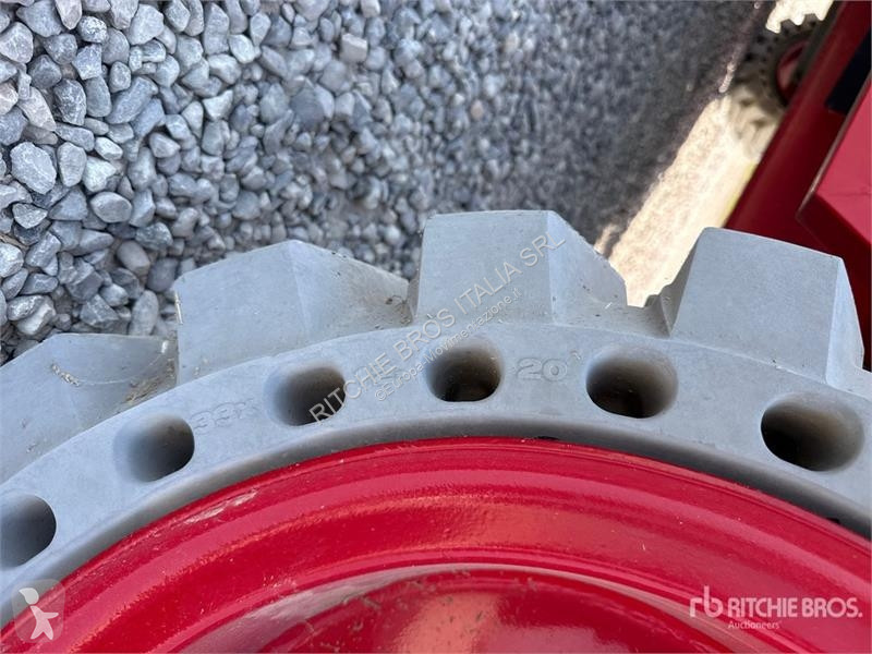 Автовишка Magni DS1823RTP 4x4 Diesel Scissor...