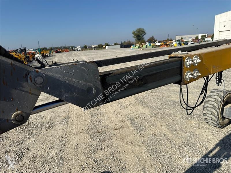 Emelőkosár Haulotte Articulating Boom Lift