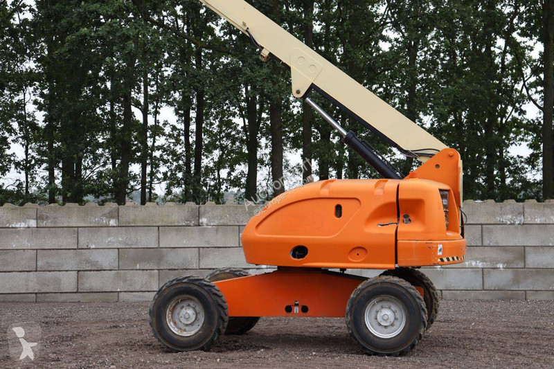 Plataforma elevadora JLG