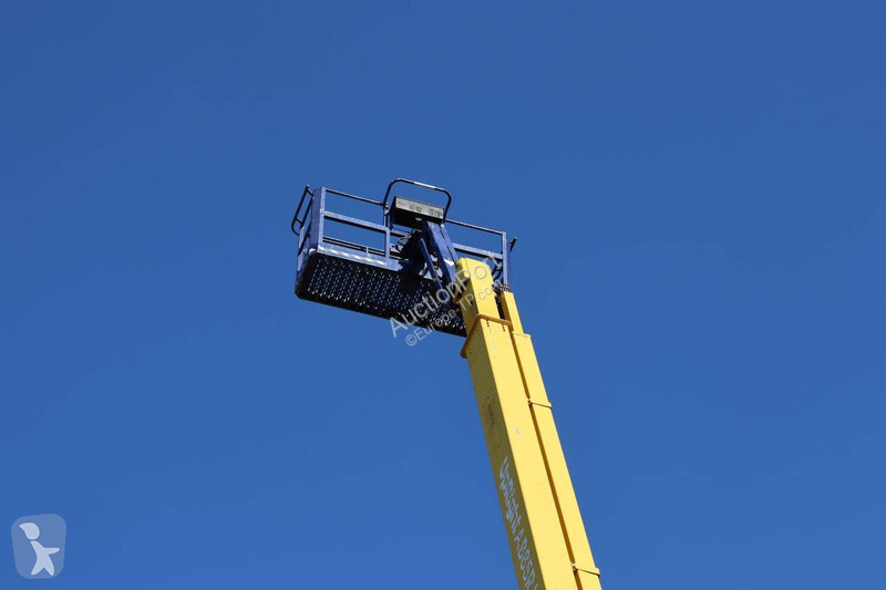 Plataforma elevadora Snorkel AB-85RJDZ