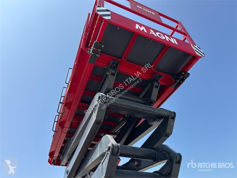 Автовишка Magni DS1823RTP 4x4 Diesel Scissor...