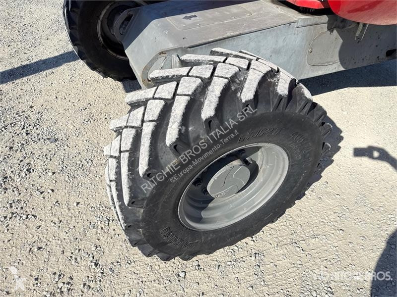 Автовышка Manitou