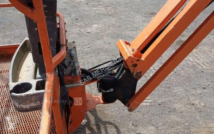 Nacelle JLG nacelle articulee automotrice diesel