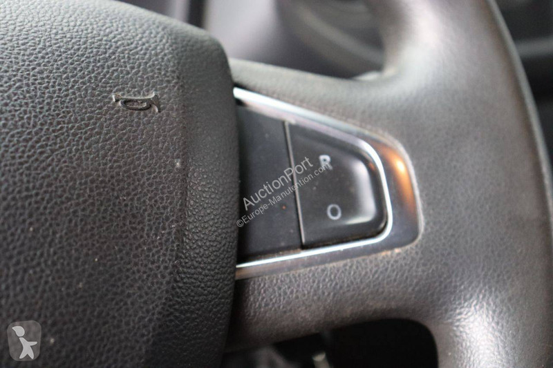 Plataforma elevadora Renault KLUBB KL32