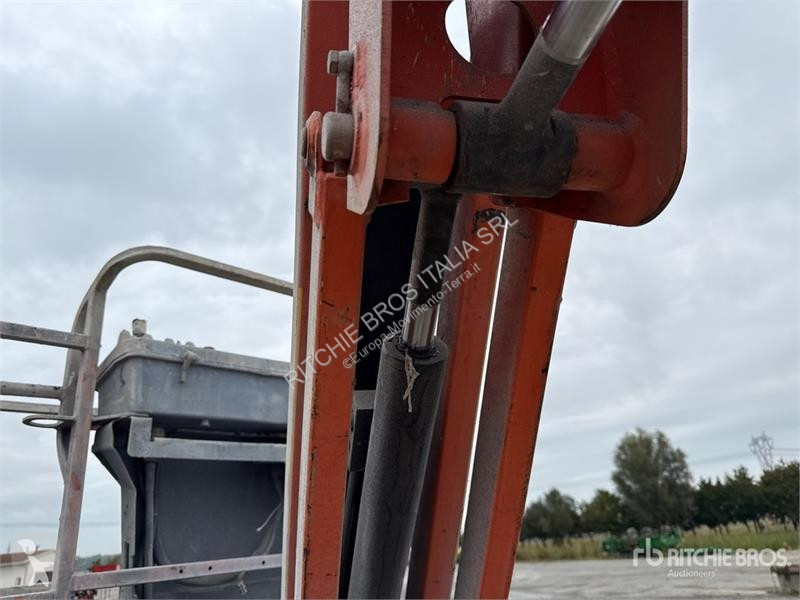 Автовышка JLG Articulating Boom Lift