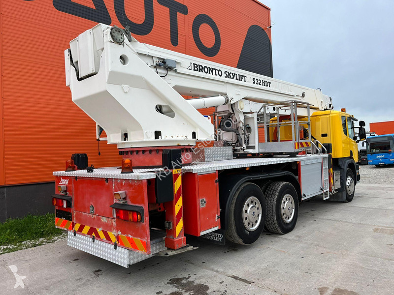 منصة تلسكوبية Scania 6x2*4 BRONTO S 32 HDT / 32...