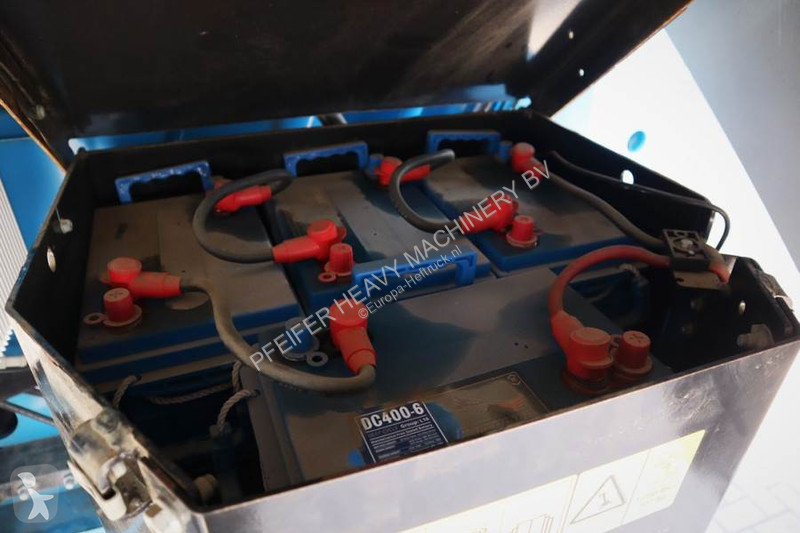 Gondola Genie Z60/37FE Valid Inspection,...