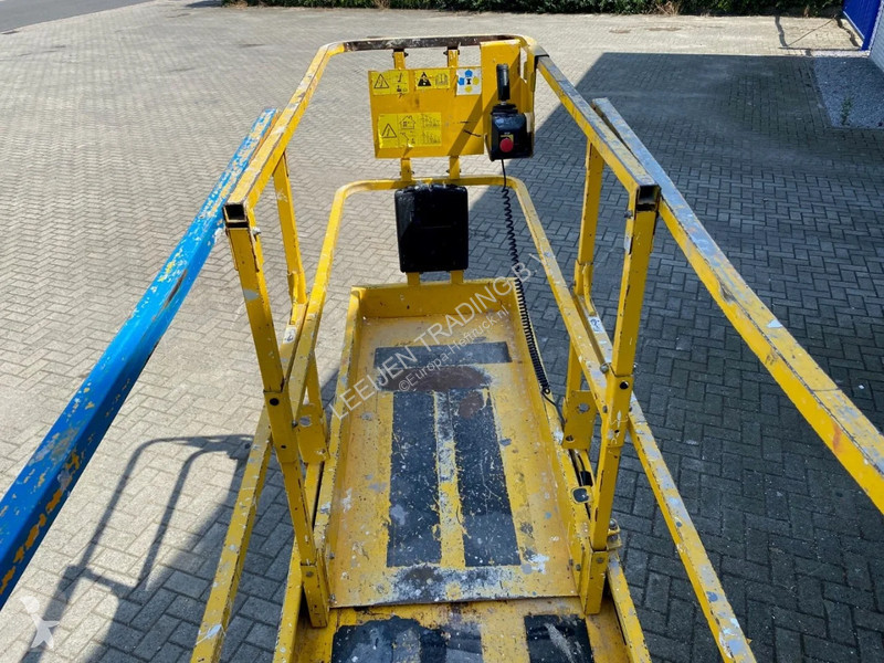 Hoogwerker Genie 2032 RESERVED/ GERESERVEERD/...
