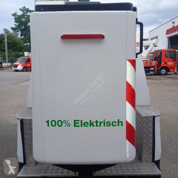 منصة تلسكوبية Klubb K20 / NISSAN NV200