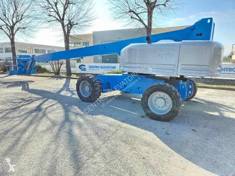 Piattaforma aerea Genie S85 4 WD