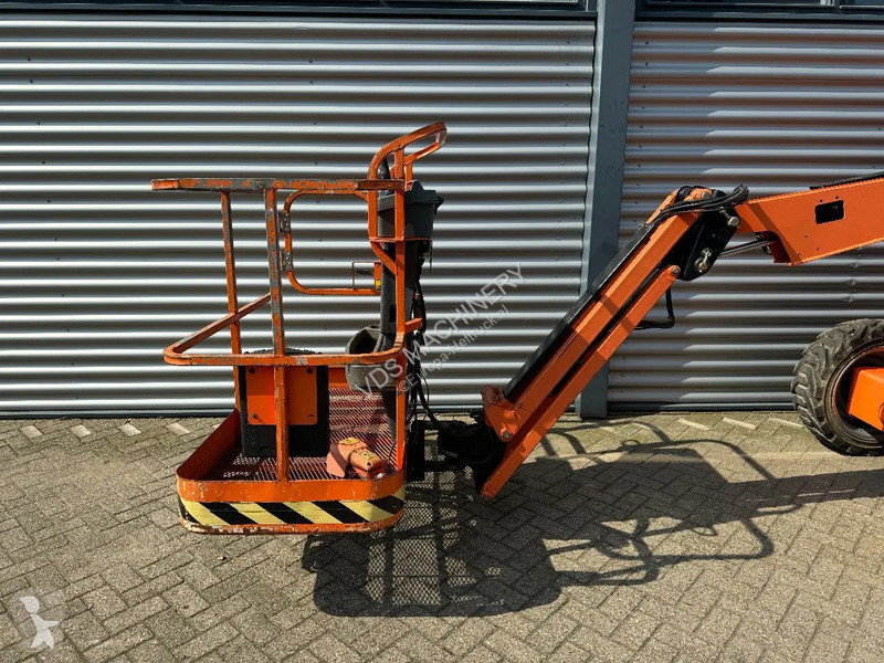 Nacelle JLG Hoogwerker Knikarmhoogwerker