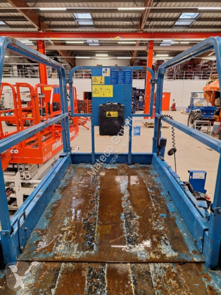 منصة تلسكوبية Genie GS-2646