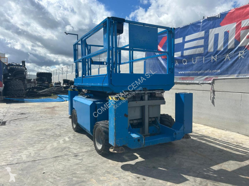 منصة تلسكوبية Genie  GS-3268