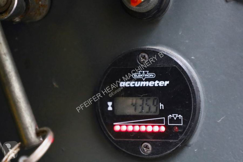 منصة تلسكوبية Hollandlift Ecostar HL-7814...
