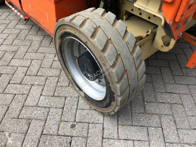 Piattaforma aerea JLG Hoogwerker Schaarhoogwerker