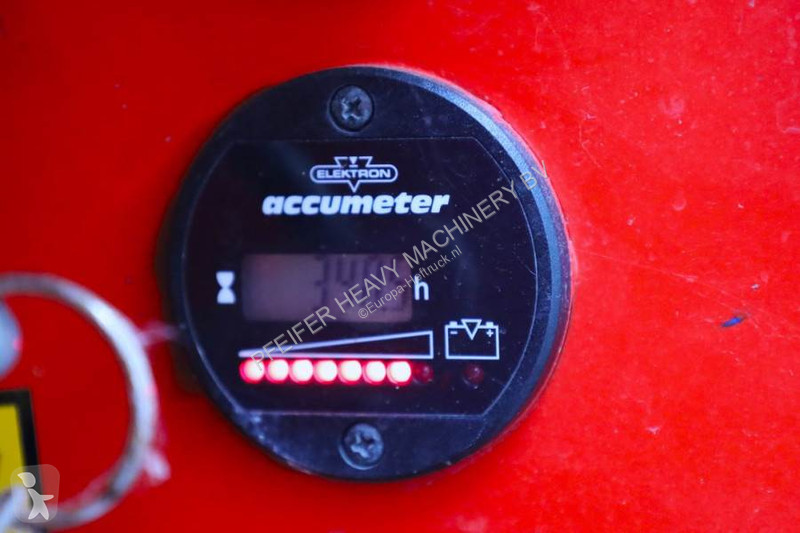 منصة تلسكوبية Hollandlift Ecostar HL-7810...