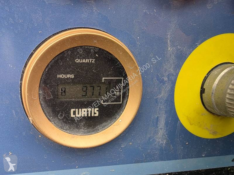 Plataforma elevadora Haulotte Compact 12 dx año...